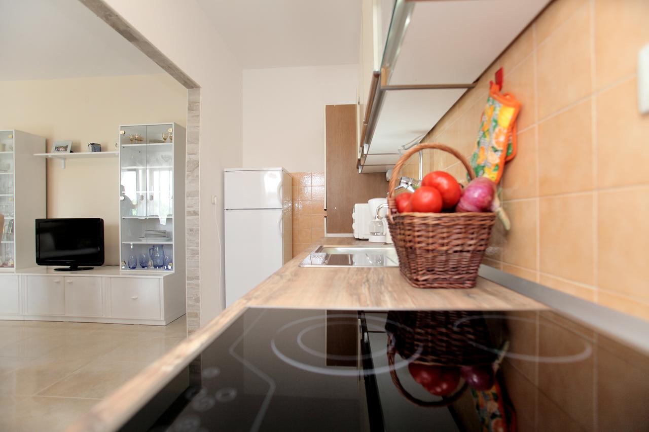 Apartment Carmen Трогир Экстерьер фото