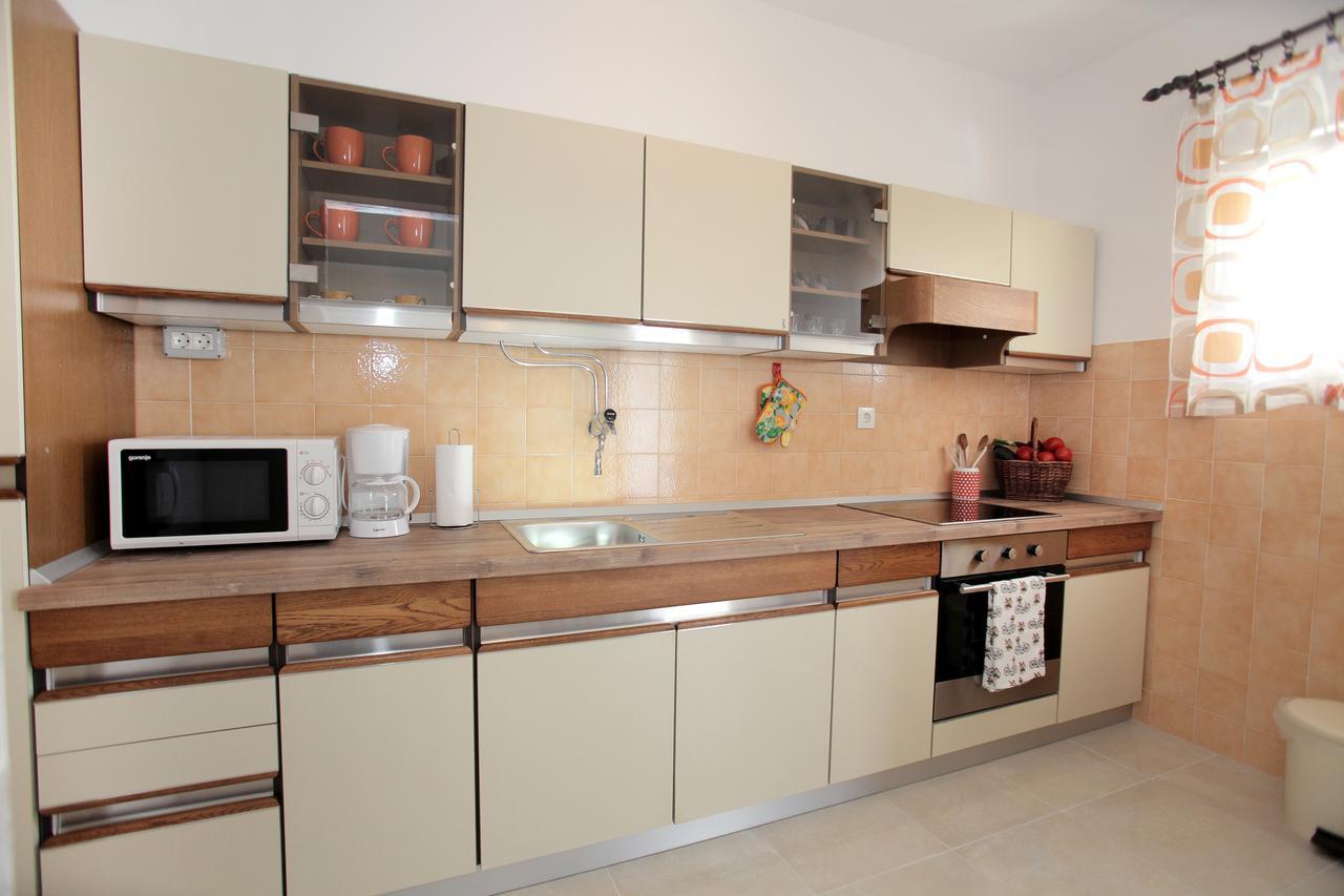 Apartment Carmen Трогир Экстерьер фото