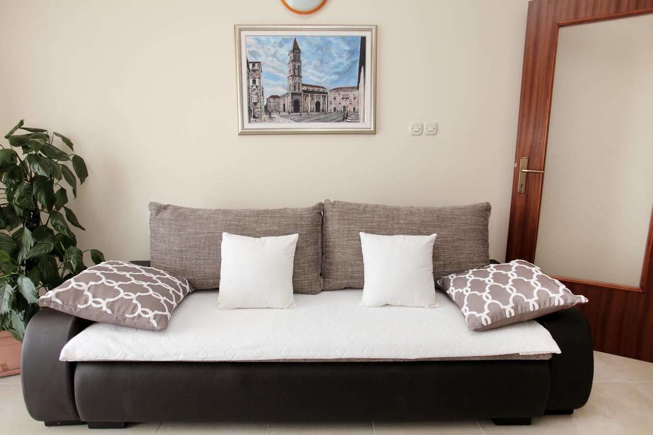 Apartment Carmen Трогир Экстерьер фото